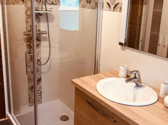 شقة Klampfermuehle